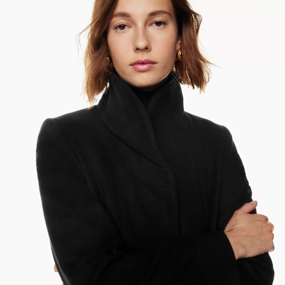 Wilfred The Cocoon Coat (Black, Small) - Picture 2 of 13